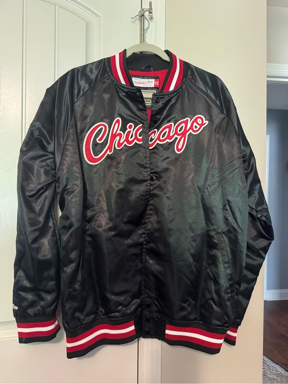 Mitchell & Ness Chicago Satin Bomber Jacket - Black & Red